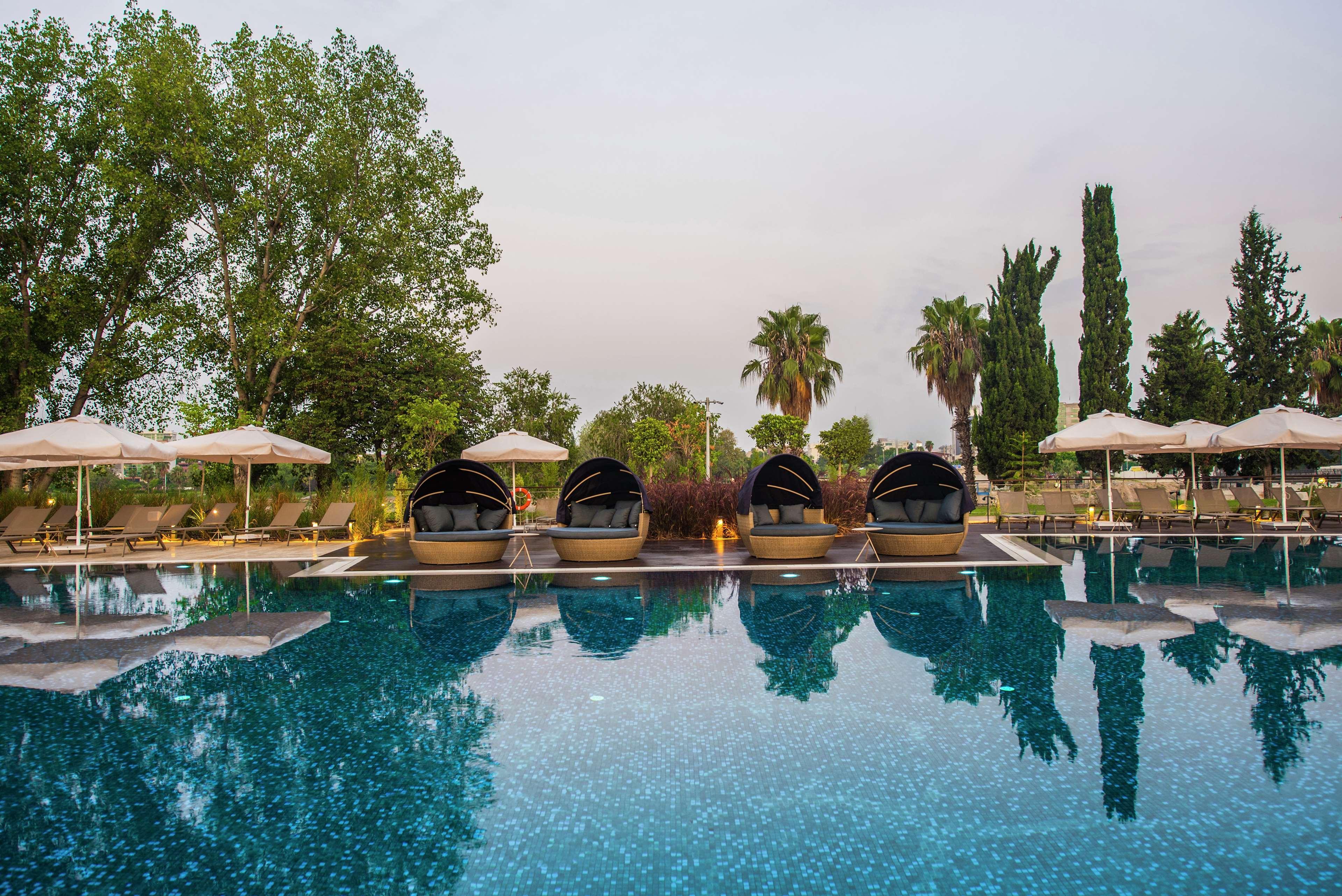 Adana Hiltonsa Hotel Экстерьер фото