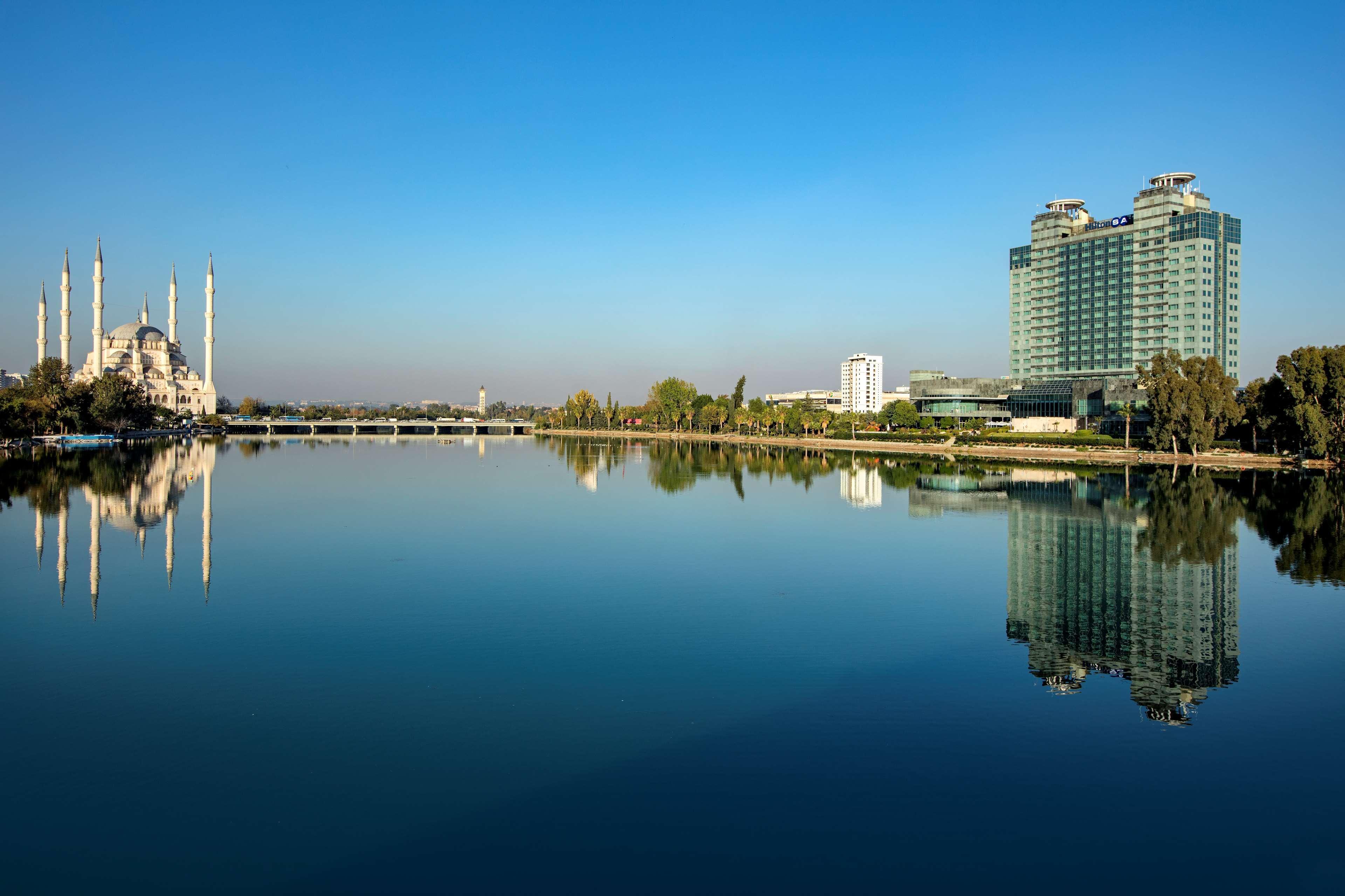 Adana Hiltonsa Hotel Экстерьер фото