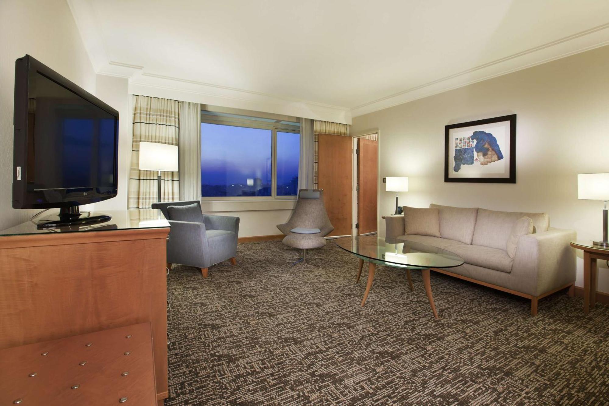 Adana Hiltonsa Hotel Экстерьер фото