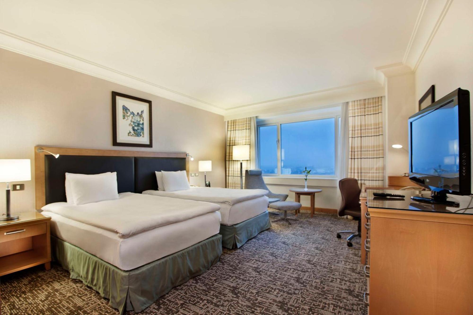 Adana Hiltonsa Hotel Экстерьер фото