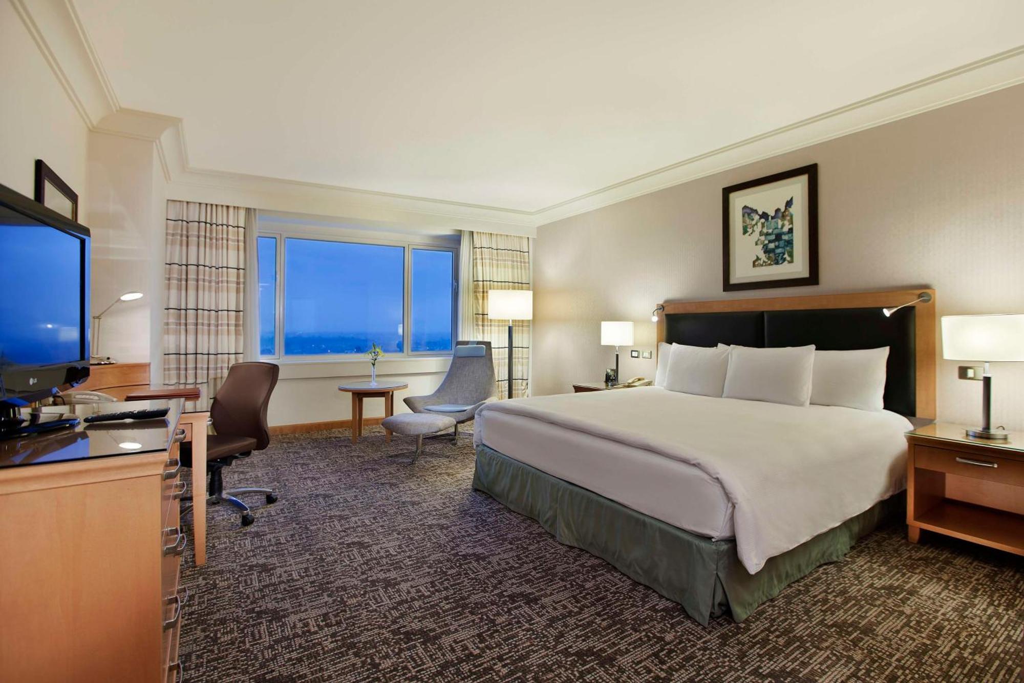 Adana Hiltonsa Hotel Экстерьер фото